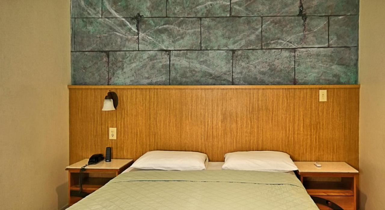 דויד Hotel Castilla מראה חיצוני תמונה